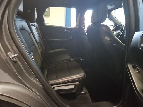 Used 2025 Ford Escape ST-Line image 14