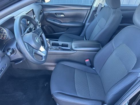 Certified 2023 Nissan Sentra S FWD image 3