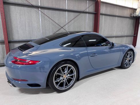 Used 2017 Porsche 911 Carrera RWD image 32