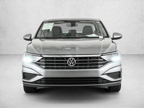 Used 2020 Volkswagen Jetta S image 2