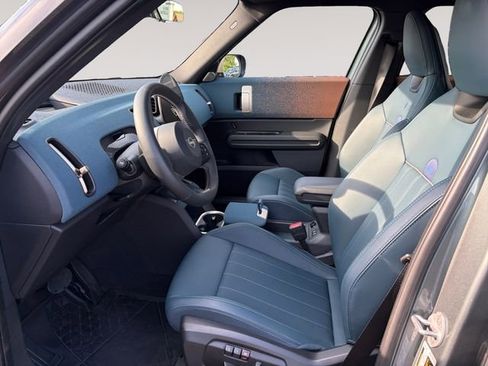 Used 2025 MINI Cooper Countryman S w/ Comfort Package Max AWD/4WD image 9