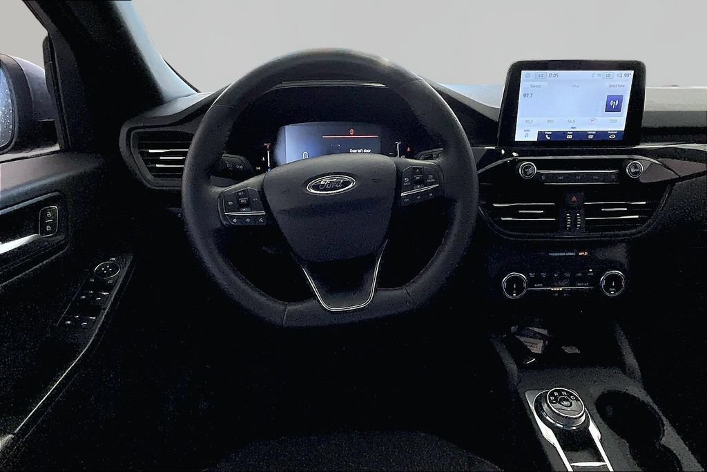 Used 2025 Ford Escape ST-Line FWD image 10