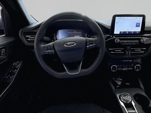 Used 2025 Ford Escape ST-Line FWD image 10