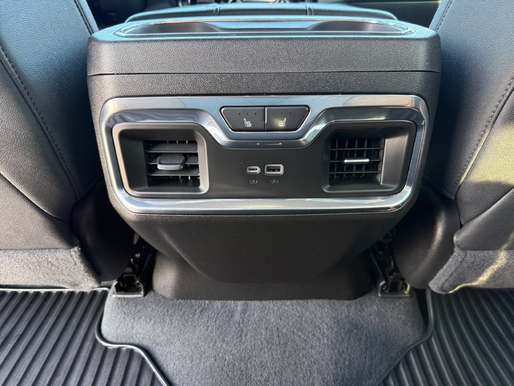 Used 2024 Chevrolet Silverado 2500 LTZ w/ LTZ Plus Package AWD/4WD image 15