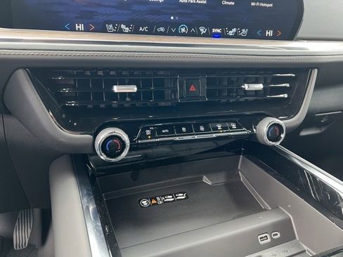 New 2026 Chevrolet Tahoe High Country image 9