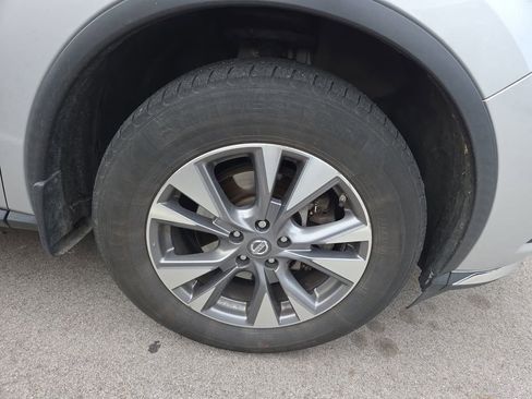 Used 2017 Nissan Murano S w/ Navigation Package image 2