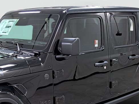 New 2026 Jeep Gladiator Willys image 8