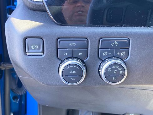 Used 2024 GMC Sierra 1500 Elevation AWD/4WD image 22
