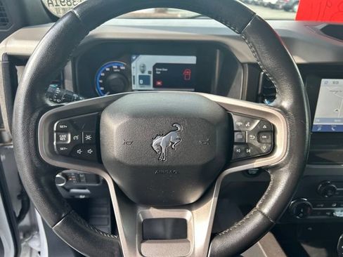 Used 2022 Ford Bronco Black Diamond AWD/4WD image 24