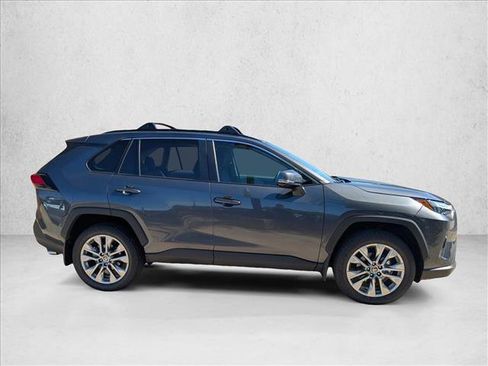 Used 2025 Toyota RAV4 XLE Premium w/ Weather Package FWD image 5