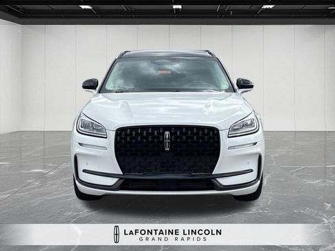 Used 2023 Lincoln Corsair Reserve w/ Equipment Group 202A AWD/4WD image 8