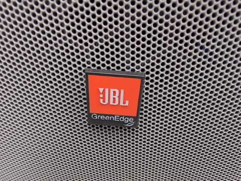 Used 2015 Toyota Highlander Limited image 29