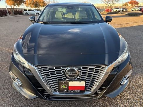 Certified 2020 Nissan Altima 2.0 Platinum image 10