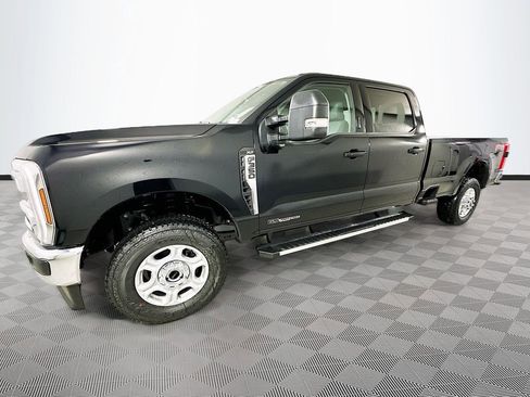New 2026 Ford F350 XLT w/ XLT Premium Package AWD/4WD image 25