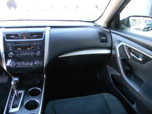 Used 2015 Nissan Altima 2.5 S w/ Power Driver Seat Package image 17