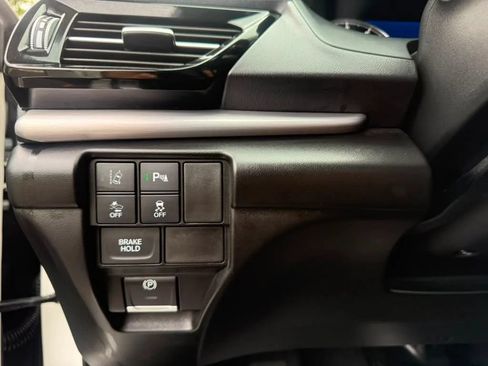Used 2019 Acura RDX w/ Technology Package AWD/4WD image 32