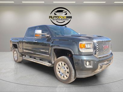 Used 2017 GMC Sierra 2500 Denali w/ Duramax Plus Package