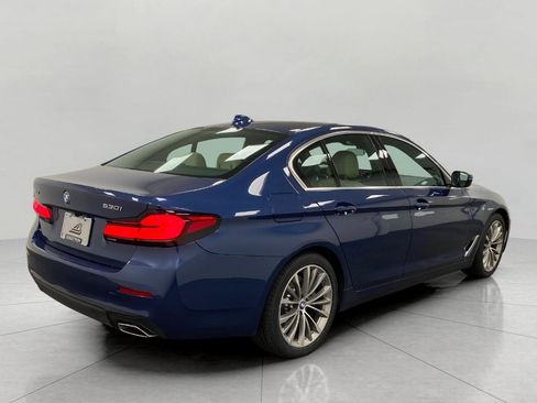 Certified 2023 BMW 530i xDrive w/ Premium Package AWD/4WD image 3