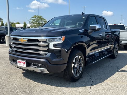 Certified 2024 Chevrolet Silverado 1500 High Country w/ Technology Package AWD/4WD image 2