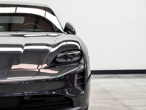 Used 2020 Porsche Taycan 4S image 6