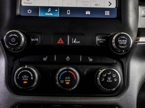 Used 2024 RAM 1500 Big Horn AWD/4WD image 20