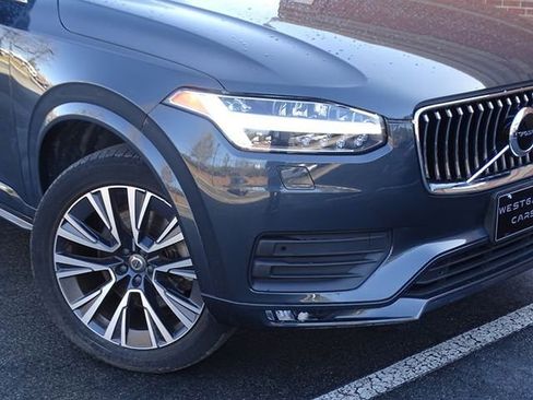 Used 2022 Volvo XC90 T6 Momentum w/ Climate Package image 44