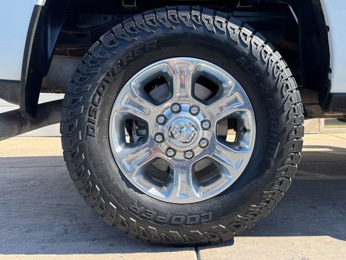 Used 2024 RAM 2500 Big Horn w/ Off Road Package AWD/4WD image 13