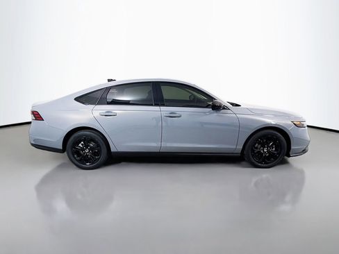 New 2025 Honda Accord SE image 8