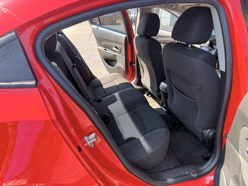 Used 2015 Chevrolet Cruze LT FWD image 15