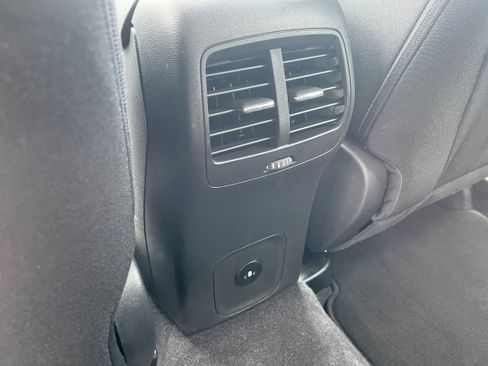 Used 2023 Ford Escape Active AWD/4WD image 11