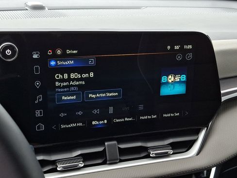 Certified 2025 Chevrolet Equinox LT w/ Convenience Package II AWD/4WD image 17