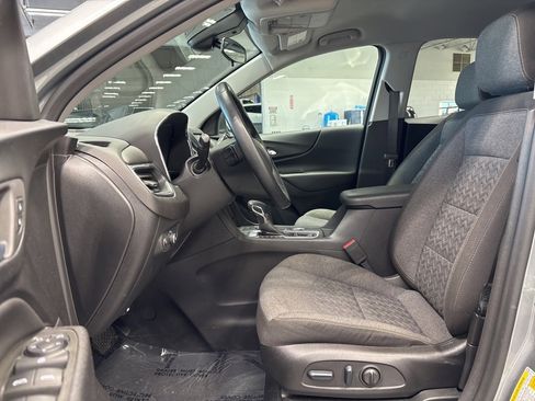 Used 2024 Chevrolet Equinox LT image 10