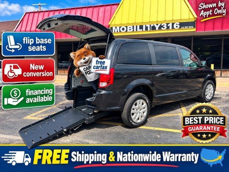 Used 2018 Dodge Grand Caravan SE w/ UConnect Hands-Free Group FWD image 1