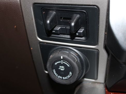 Used 2022 Ford F250 King Ranch w/ Tremor Off-Road Package image 32