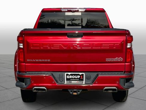 Used 2020 Chevrolet Silverado 1500 High Country w/ Technology Package image 4