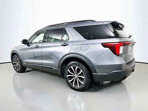 New 2026 Ford Explorer ST-Line AWD/4WD image 5