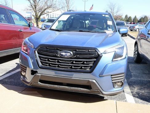 Used 2023 Subaru Forester Premium image 9