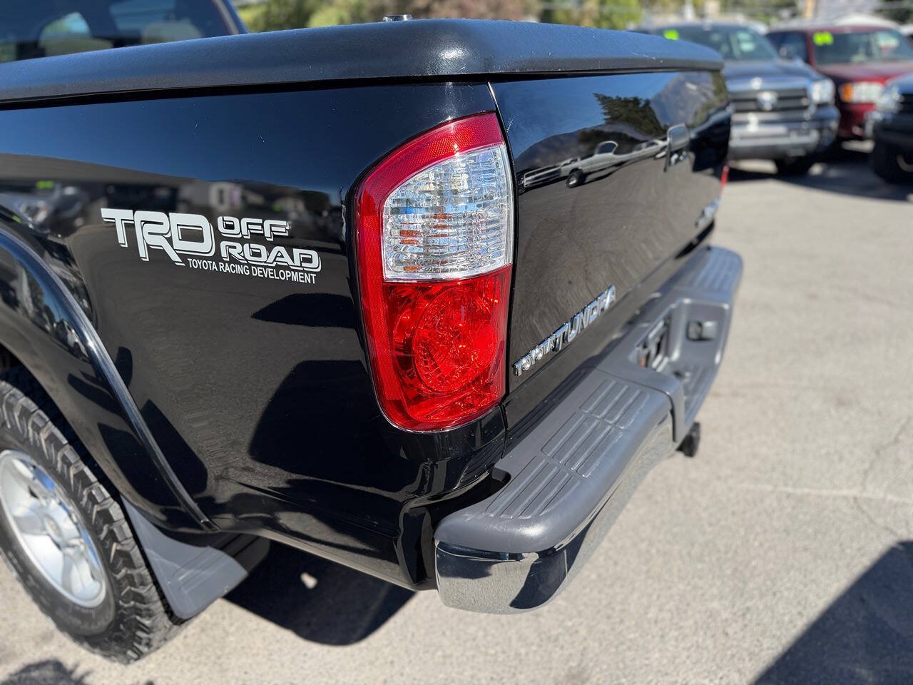 Used 2005 Toyota Tundra SR5 w/ TRD Off-Road Pkg AWD/4WD image 10