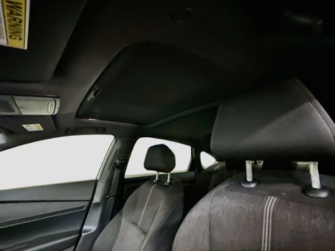 Used 2023 Honda Accord Sport image 25