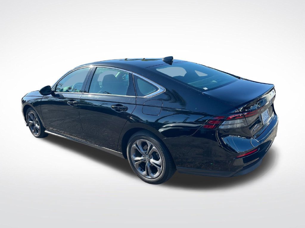 Certified 2023 Honda Accord EX image 3