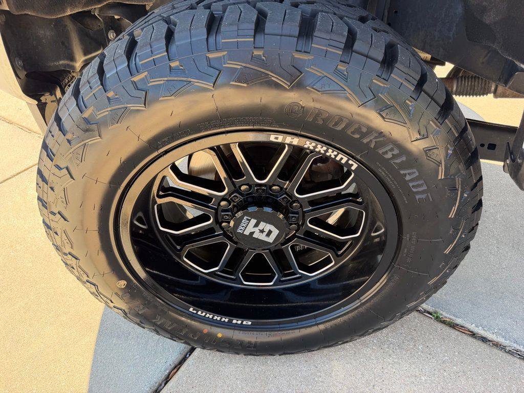 Used 2024 Ford F250 XLT w/ FX4 Off-Road Package AWD/4WD image 23