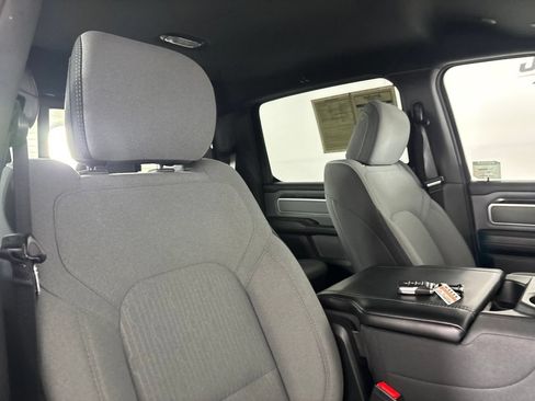 Used 2023 RAM 1500 Big Horn AWD/4WD image 31