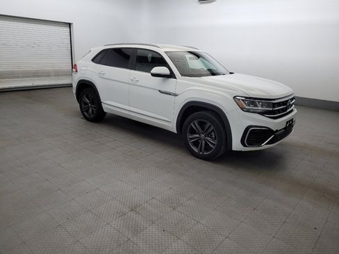 Used 2021 Volkswagen Atlas Cross Sport SE FWD image 11