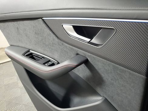 New 2026 Audi SQ8 Prestige AWD/4WD image 17