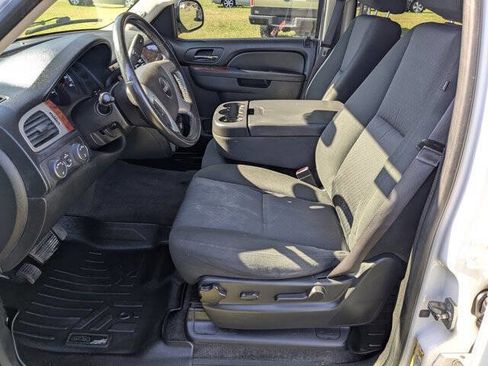 Used 2014 GMC Yukon SLE image 14