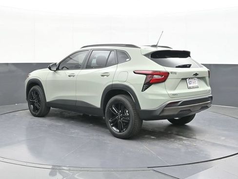 New 2026 Chevrolet Trax ACTIV w/ Driver Confidence Package FWD image 7