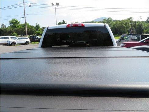 Used 2016 Chevrolet Silverado 1500 LT w/ LT Convenience Package AWD/4WD image 3