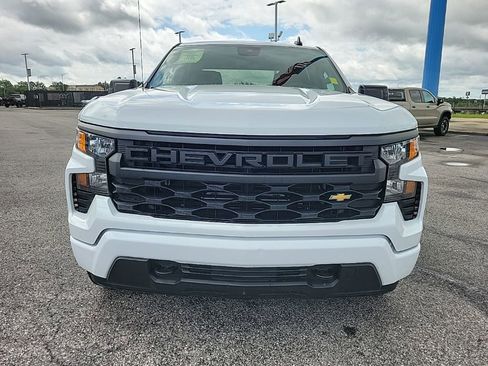 Used 2024 Chevrolet Silverado 1500 Custom AWD/4WD image 2