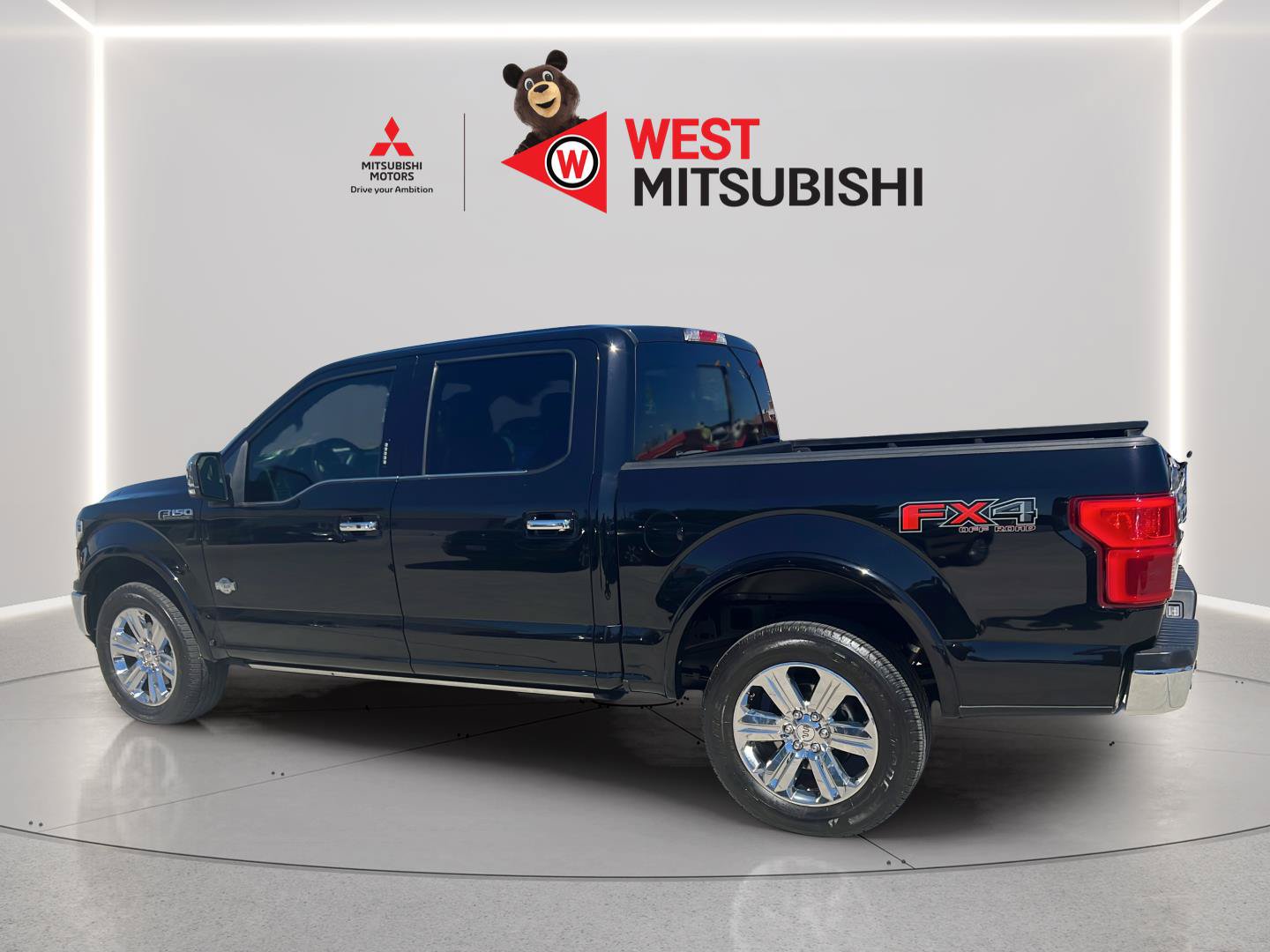 Used 2019 Ford F150 King Ranch w/ Equipment Group 601A Luxury AWD/4WD image 4