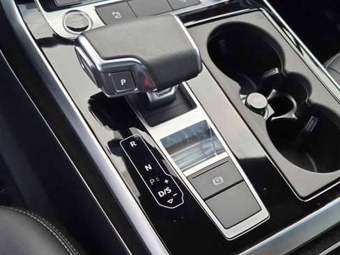 Used 2025 Audi Q7 2.0T Premium w/ Convenience Plus Package image 25